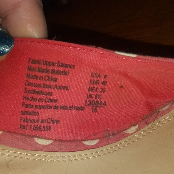 Sandals - Picture 5 of 5